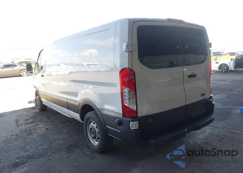 2017 Ford Transit-250 z USA, uszkodzony, nr VIN 1FTYR2YM4HKA71987